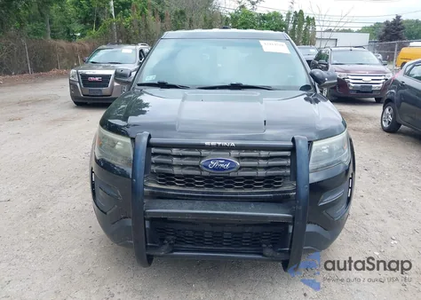 2017 Ford Police Interceptor z USA, uszkodzony, nr VIN 1FM5K8AR8HGA37503